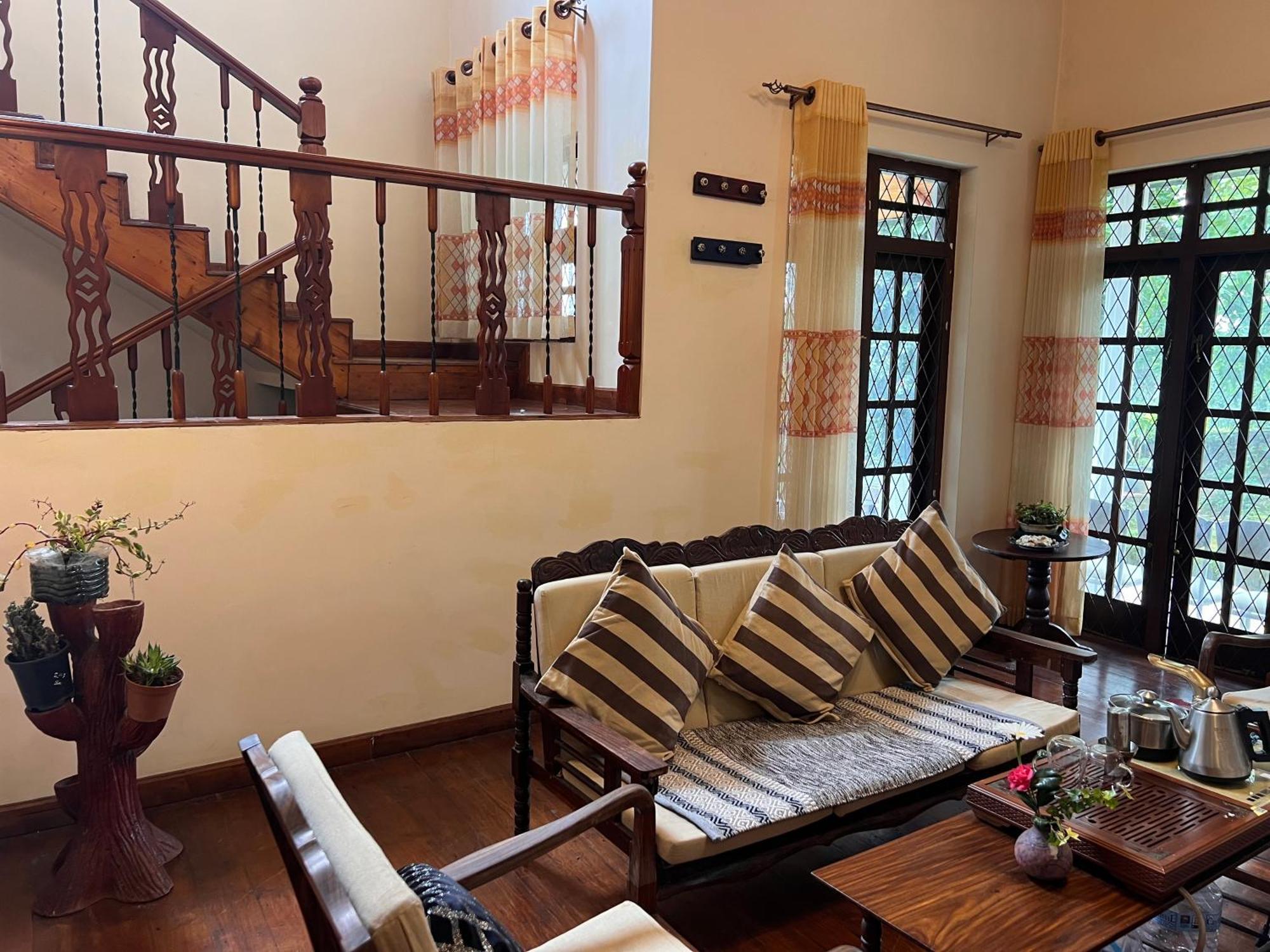 Lakeside Garden Bungalow 湖畔花园山居 Nuwara Eliya Exterior foto